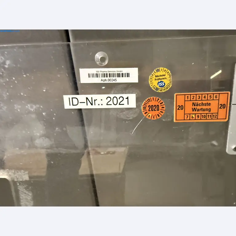 Instalações de produção e embalagem farmacêuticas / Equipamentos de laboratório e operacionais-4