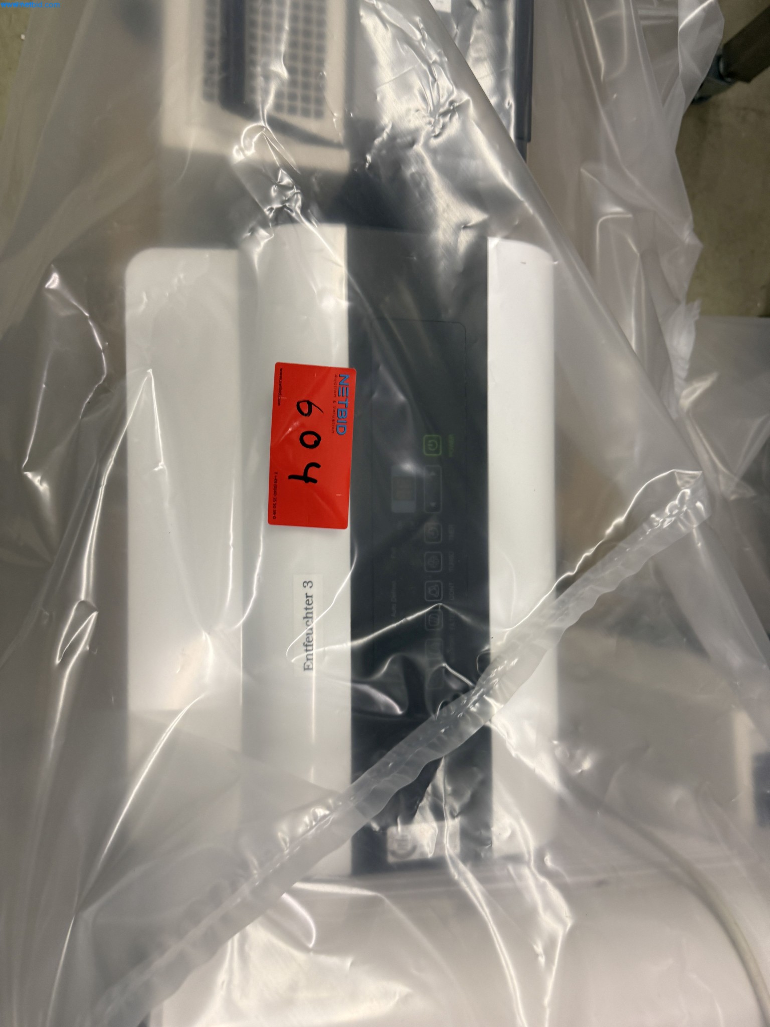 Instalações de produção e embalagem farmacêuticas / Equipamentos de laboratório e operacionais-5
