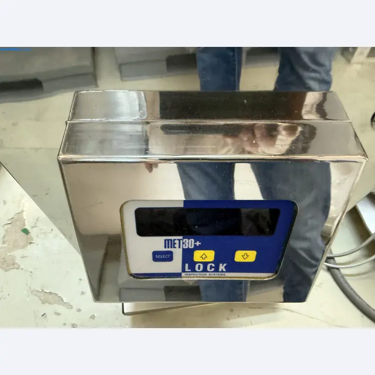 Instalações de produção e embalagem farmacêuticas / Equipamentos de laboratório e operacionais-3