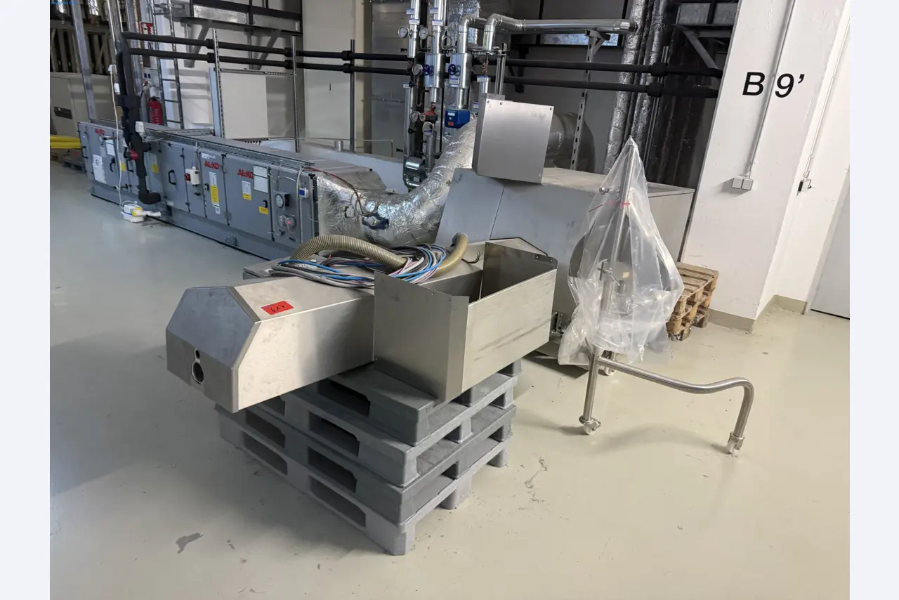 Installations de production et de conditionnement pharmaceutiques / Équipements de laboratoire et d'exploitation-1