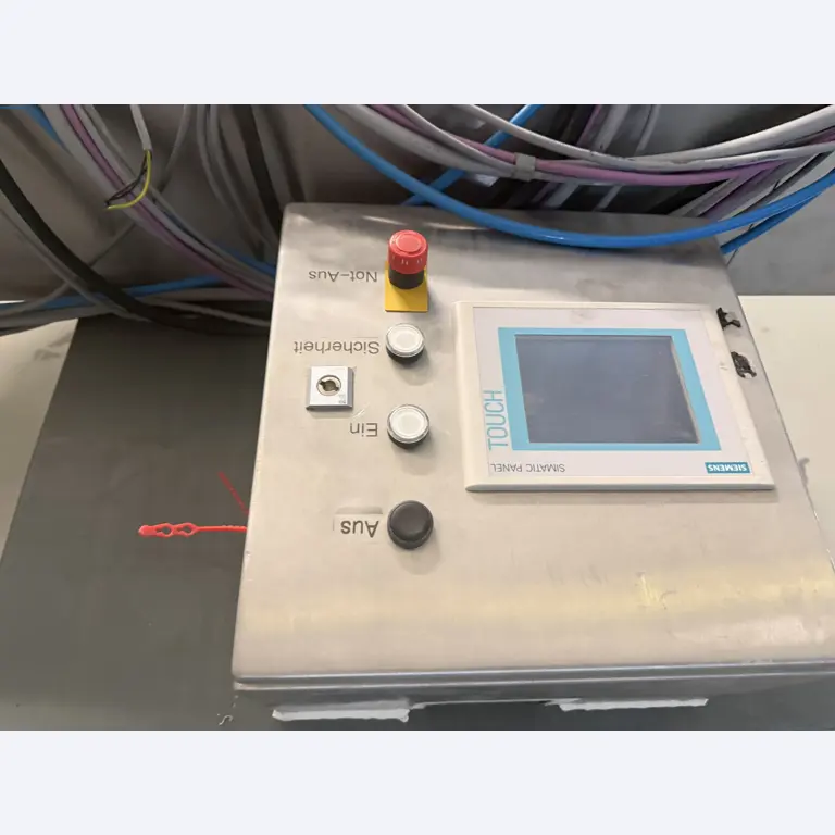 Installations de production et de conditionnement pharmaceutiques / Équipements de laboratoire et d'exploitation-3