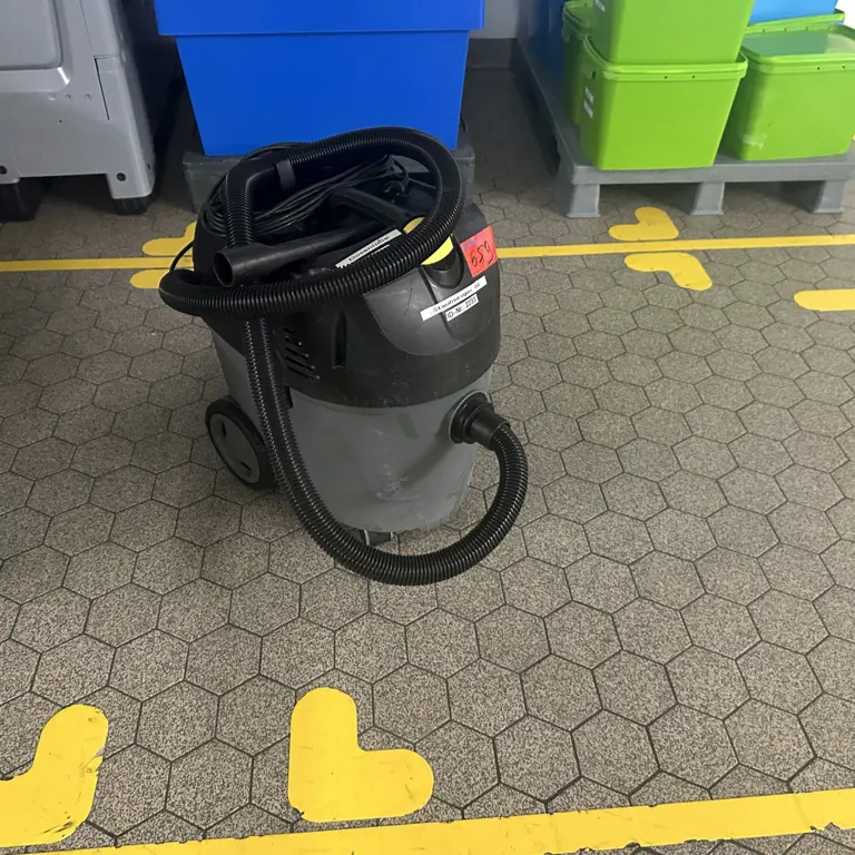 Vacuum Cleaner