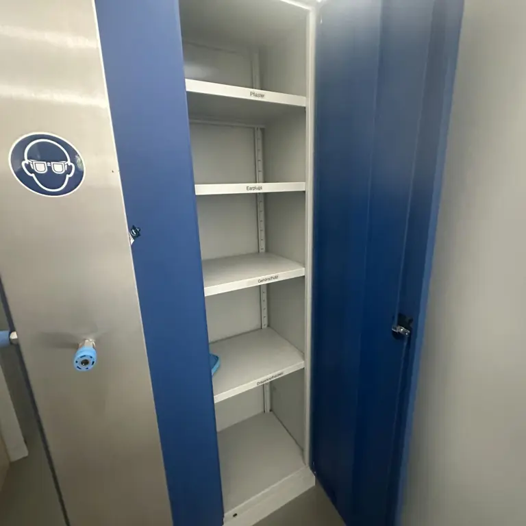 5 Workshop Cabinets