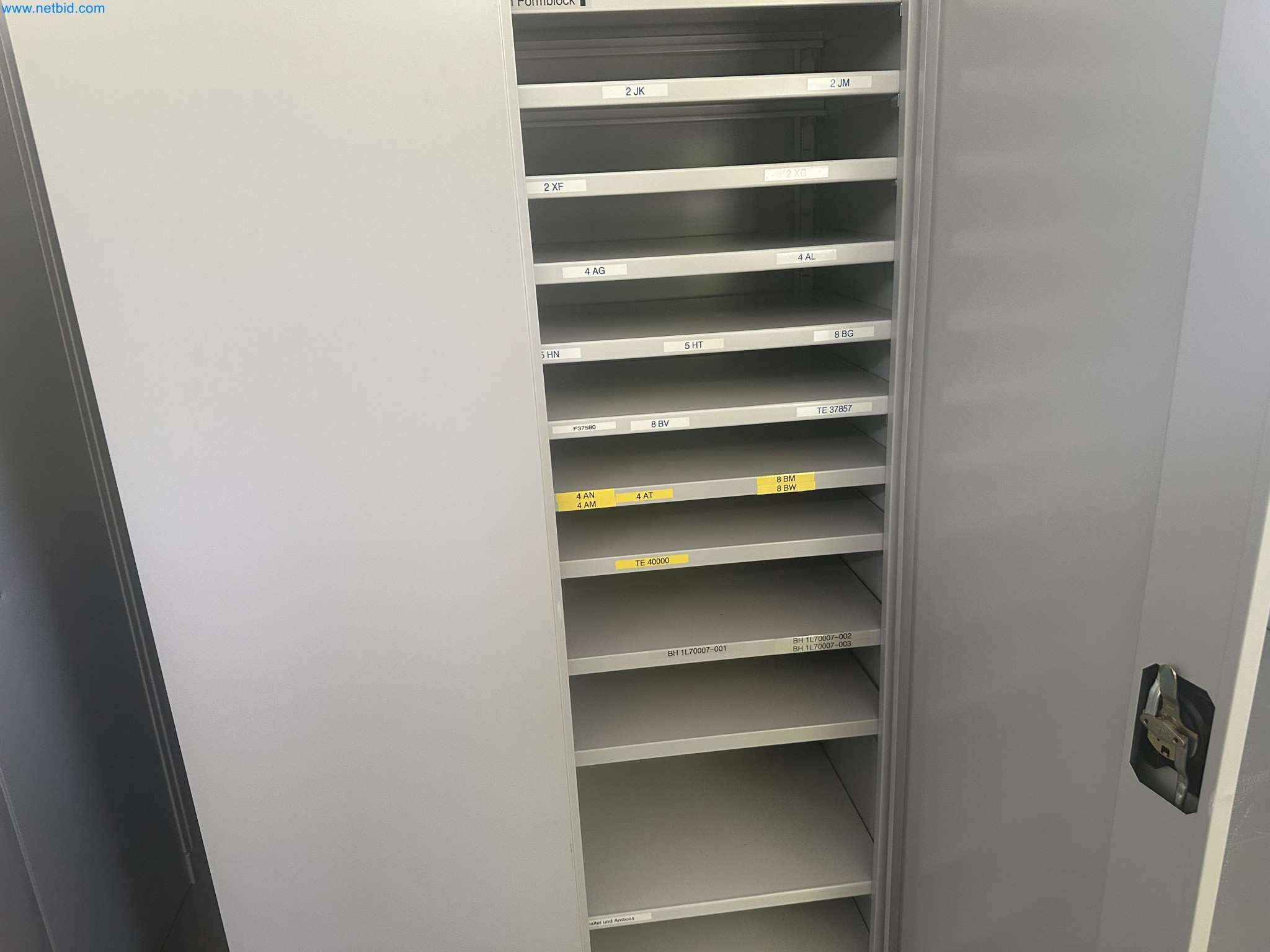 Pharmaceutical Production and Packaging Equipment / Laboratory and Plant Equipment-2