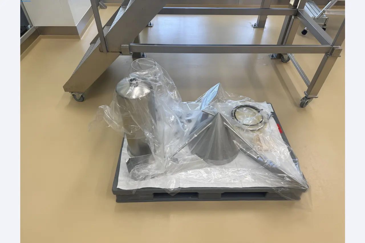 Installations de production et de conditionnement pharmaceutiques / Équipements de laboratoire et d'exploitation-4
