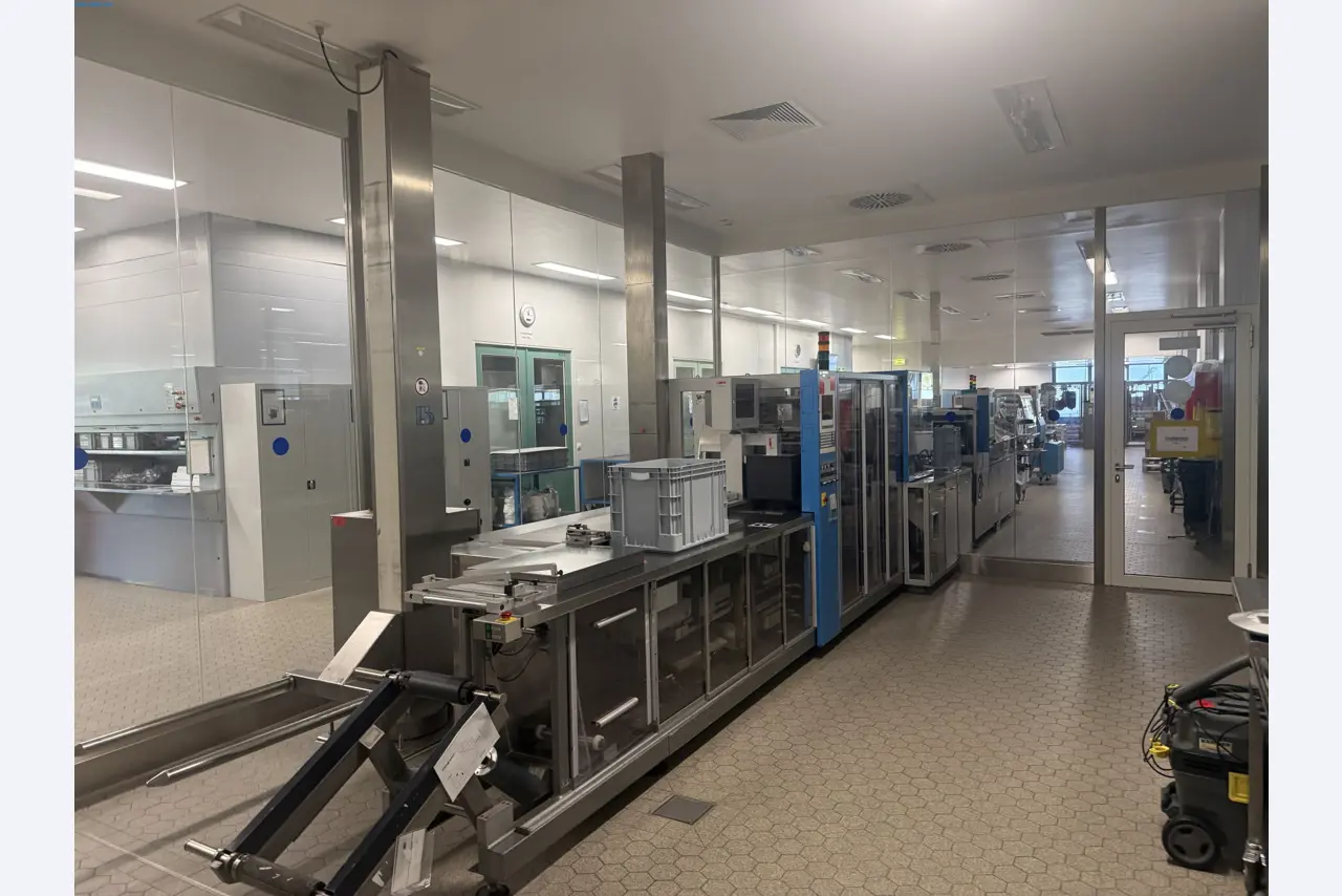 Installations de production et de conditionnement pharmaceutiques / Équipements de laboratoire et d'exploitation-1