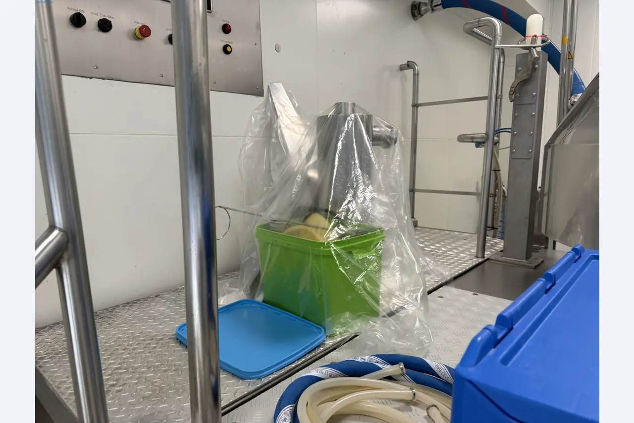 Installations de production et de conditionnement pharmaceutiques / Équipements de laboratoire et d'exploitation-7