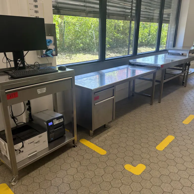 Mesas de trabalho em aço inoxidável da Posten
