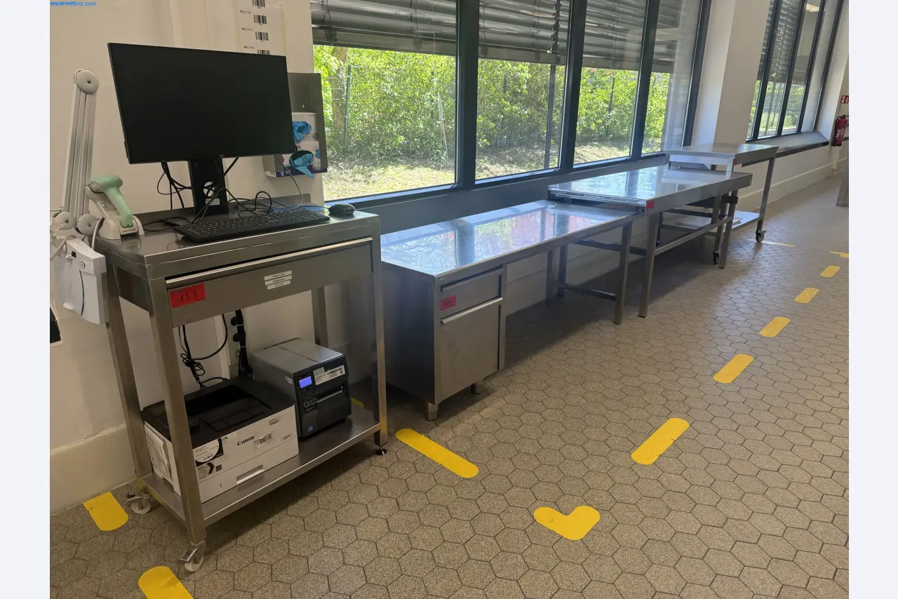 Instalações de produção e embalagem farmacêuticas / Equipamentos de laboratório e operacionais-1