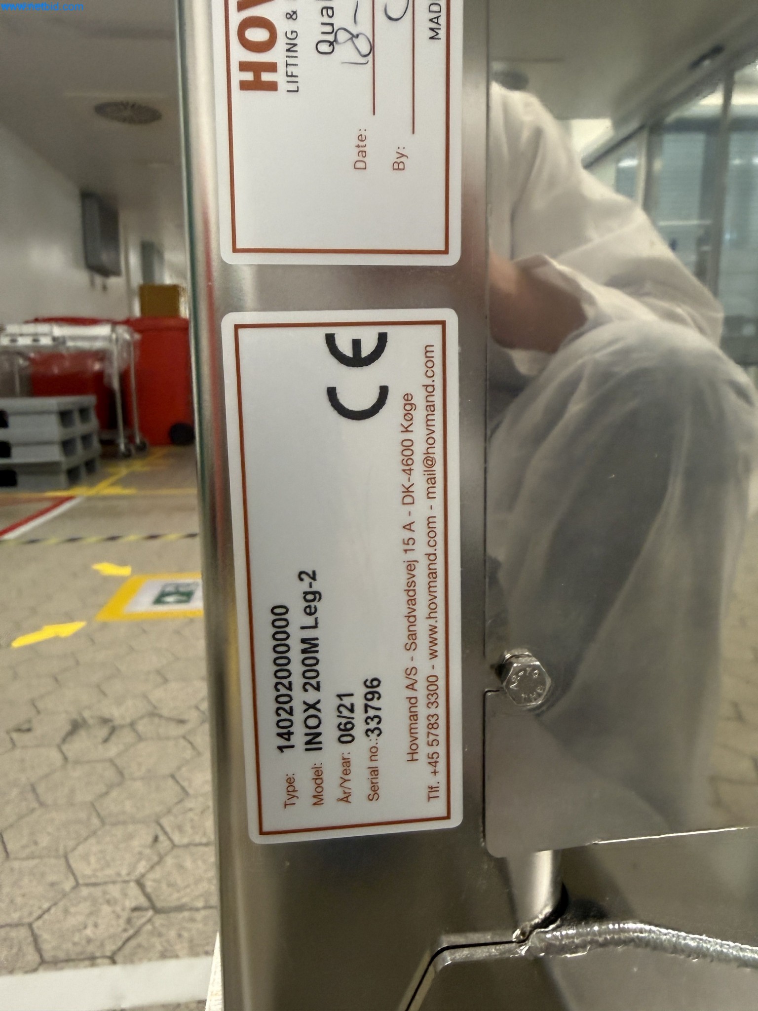 Instalações de produção e embalagem farmacêuticas / Equipamentos de laboratório e operacionais-2