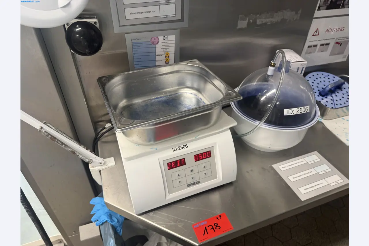 Instalações de produção e embalagem farmacêuticas / Equipamentos de laboratório e operacionais-1