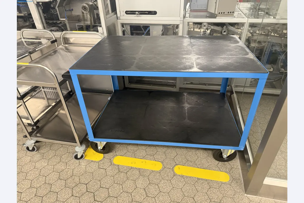 Instalações de produção e embalagem farmacêuticas / Equipamentos de laboratório e operacionais-3