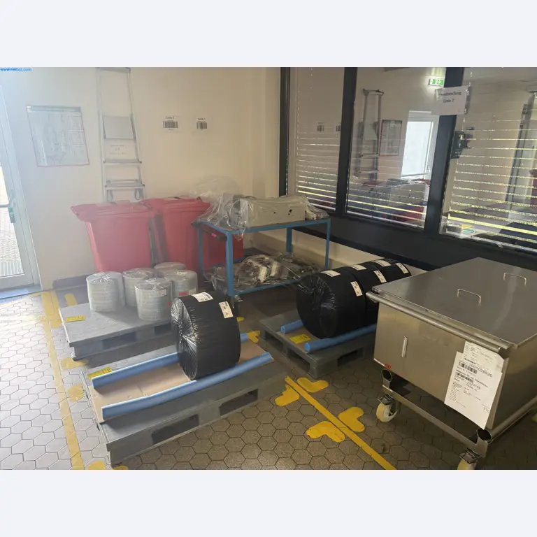 Instalações de produção e embalagem farmacêuticas / Equipamentos de laboratório e operacionais-6