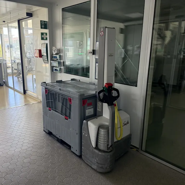 Empilhador elétrico de grande altura Jungheinrich EMC 10G-115-160E