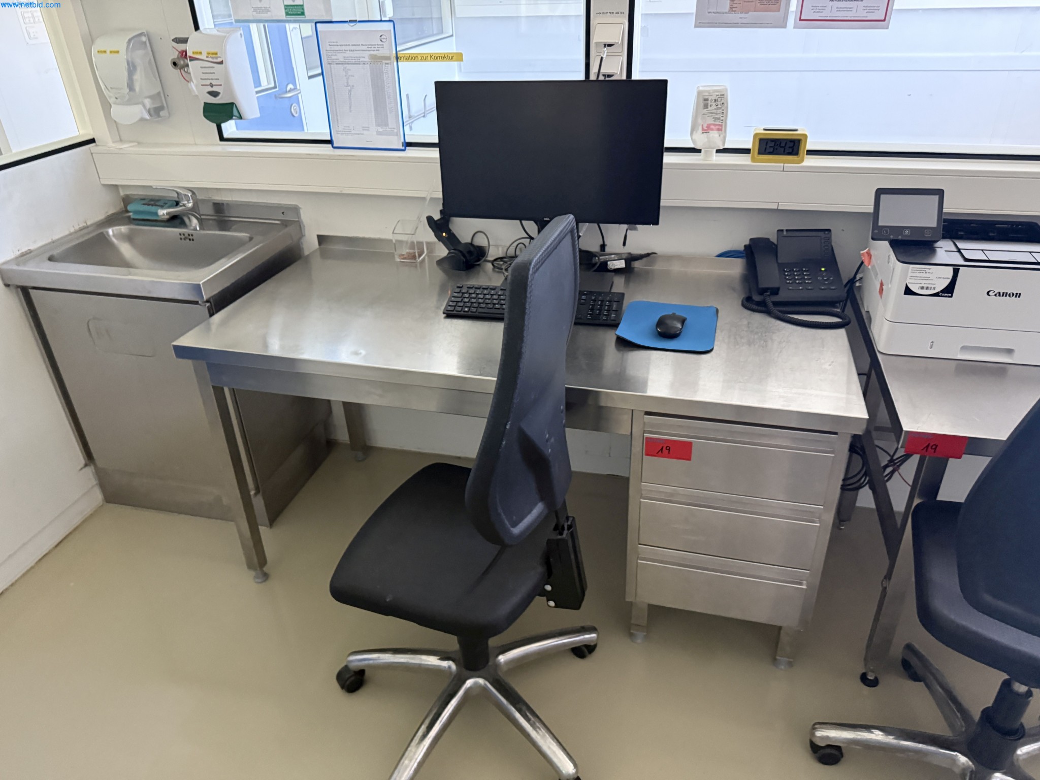 Instalações de produção e embalagem farmacêuticas / Equipamentos de laboratório e operacionais-2