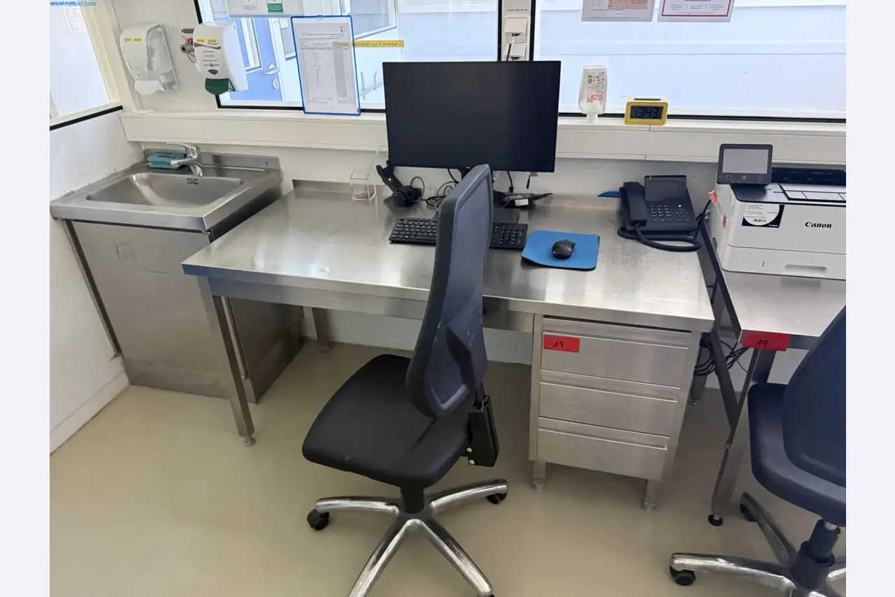 Instalações de produção e embalagem farmacêuticas / Equipamentos de laboratório e operacionais-2