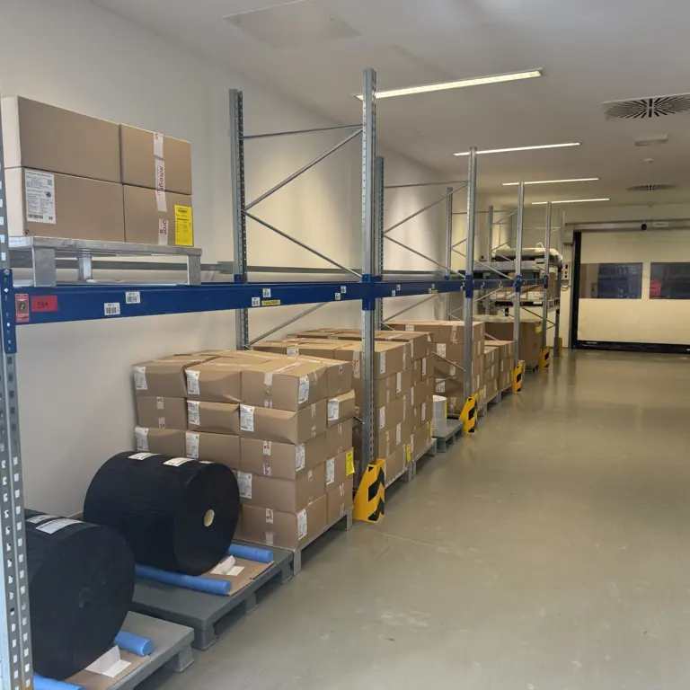 Estante de armazenamento de paletes com montantes Bito PT110L