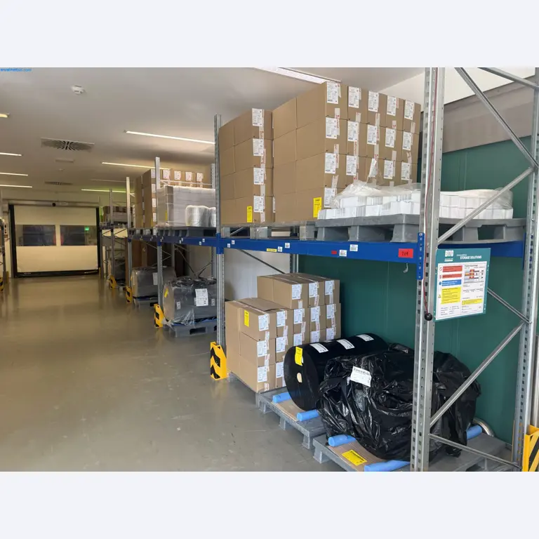 Instalações de produção e embalagem farmacêuticas / Equipamentos de laboratório e operacionais-2