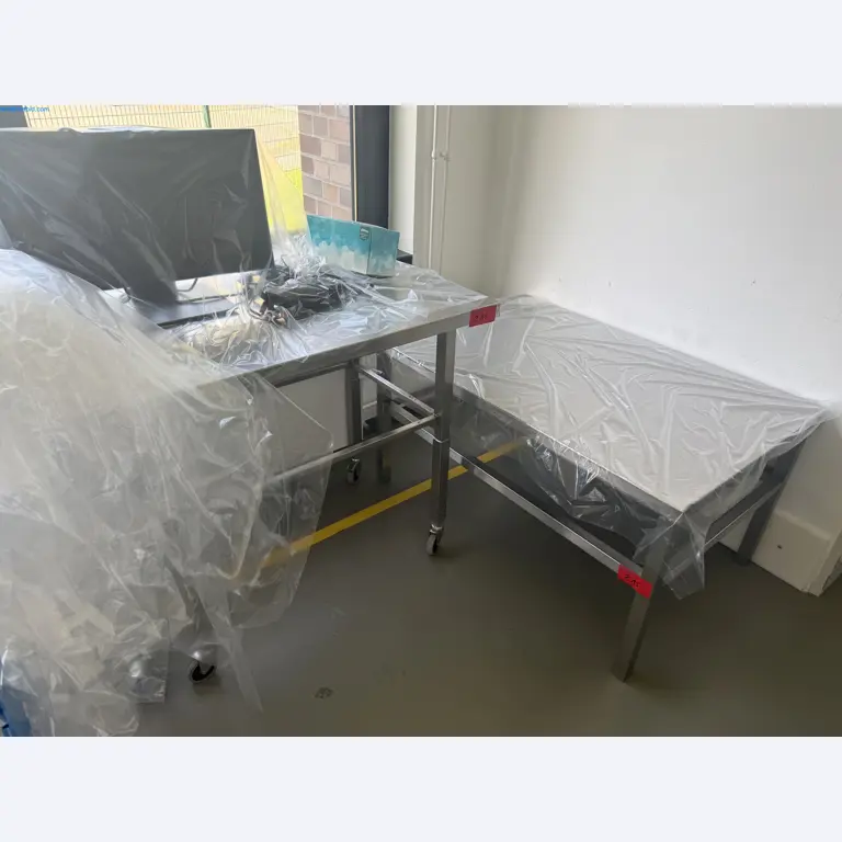 Instalações de produção e embalagem farmacêuticas / Equipamentos de laboratório e operacionais-2