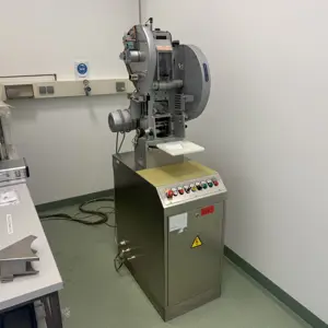 Máquina de compressão de comprimidos Korsch Eco DMS