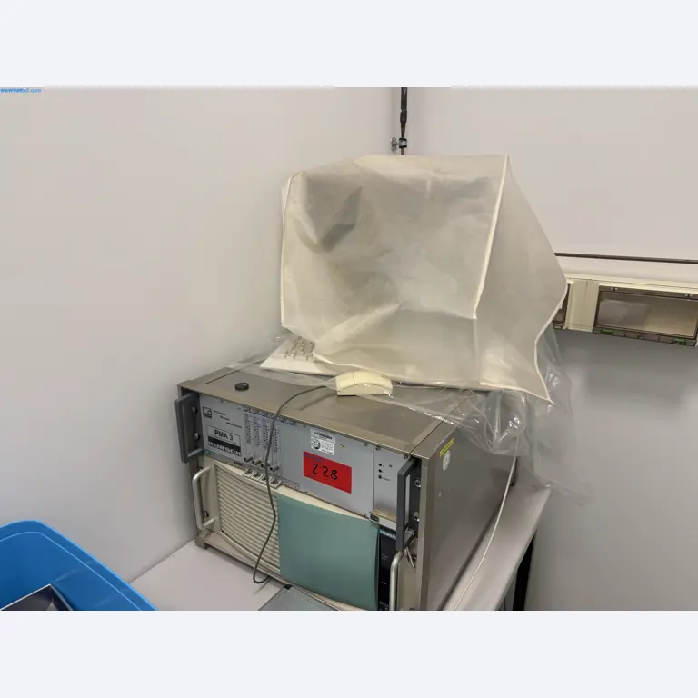 Instalações de produção e embalagem farmacêuticas / Equipamentos de laboratório e operacionais-2
