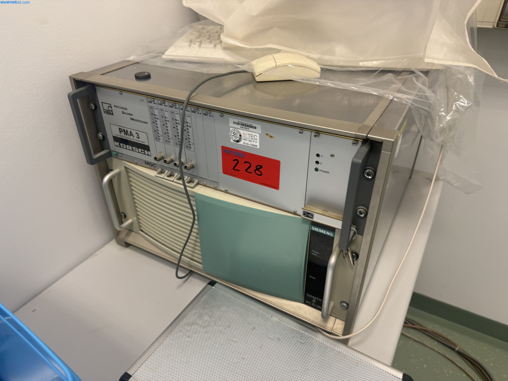 Instalações de produção e embalagem farmacêuticas / Equipamentos de laboratório e operacionais-5