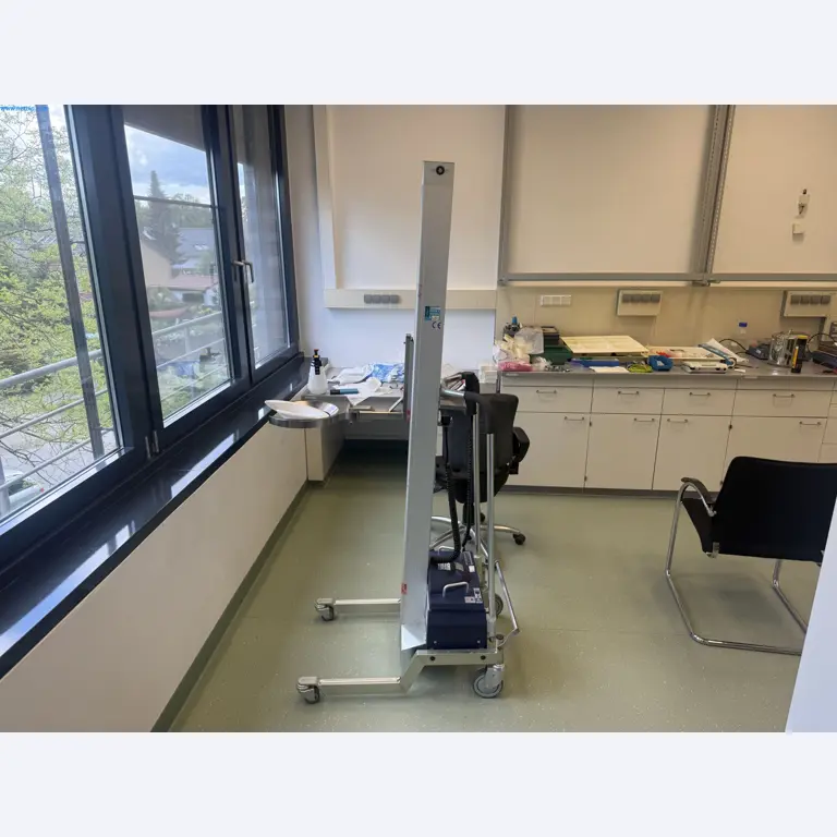 Instalações de produção e embalagem farmacêuticas / Equipamentos de laboratório e operacionais-1