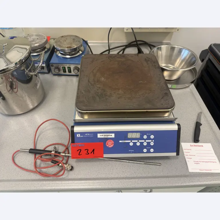 Instalações de produção e embalagem farmacêuticas / Equipamentos de laboratório e operacionais-2