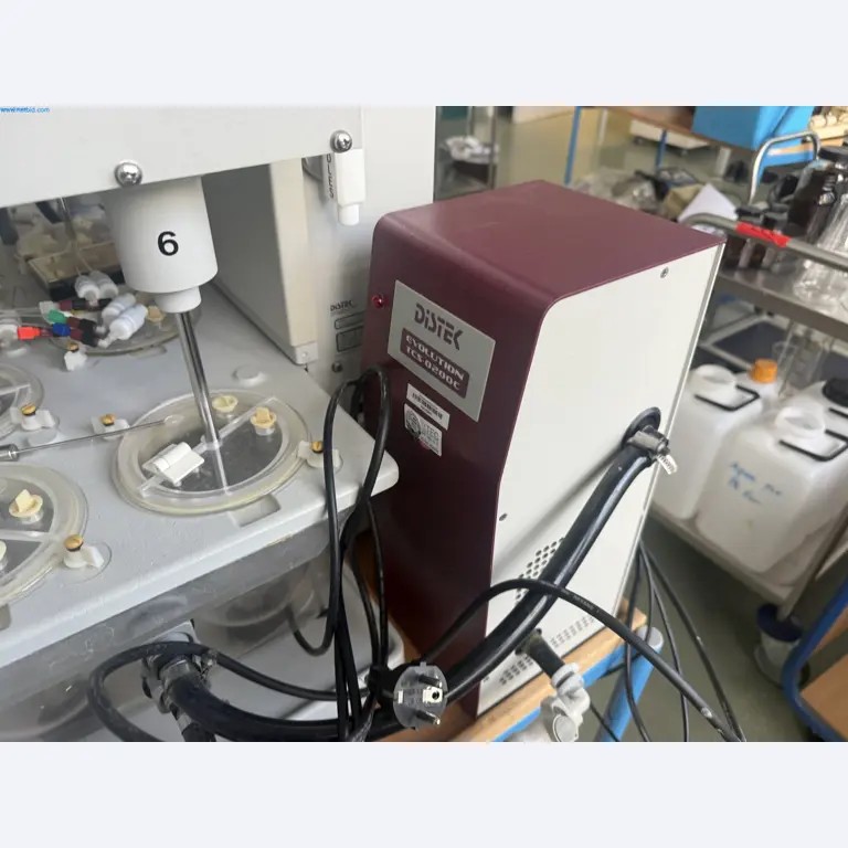 Instalações de produção e embalagem farmacêuticas / Equipamentos de laboratório e operacionais-3