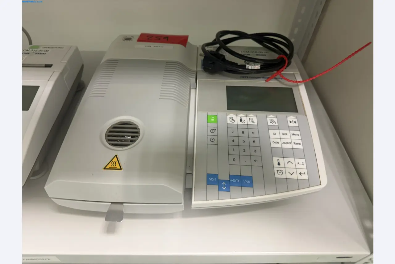 Instalações de produção e embalagem farmacêuticas / Equipamentos de laboratório e operacionais-1