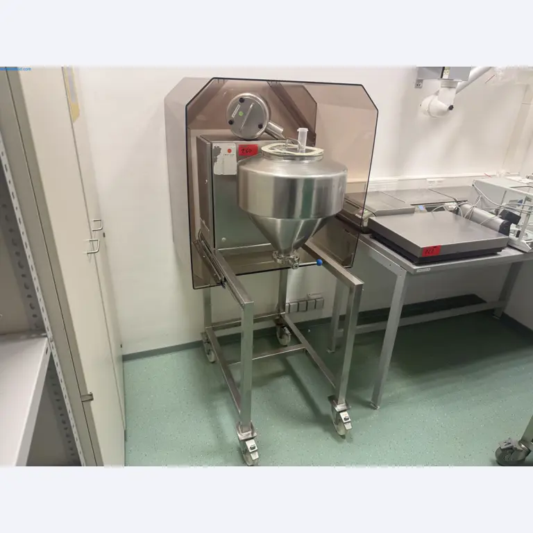 Instalações de produção e embalagem farmacêuticas / Equipamentos de laboratório e operacionais-1