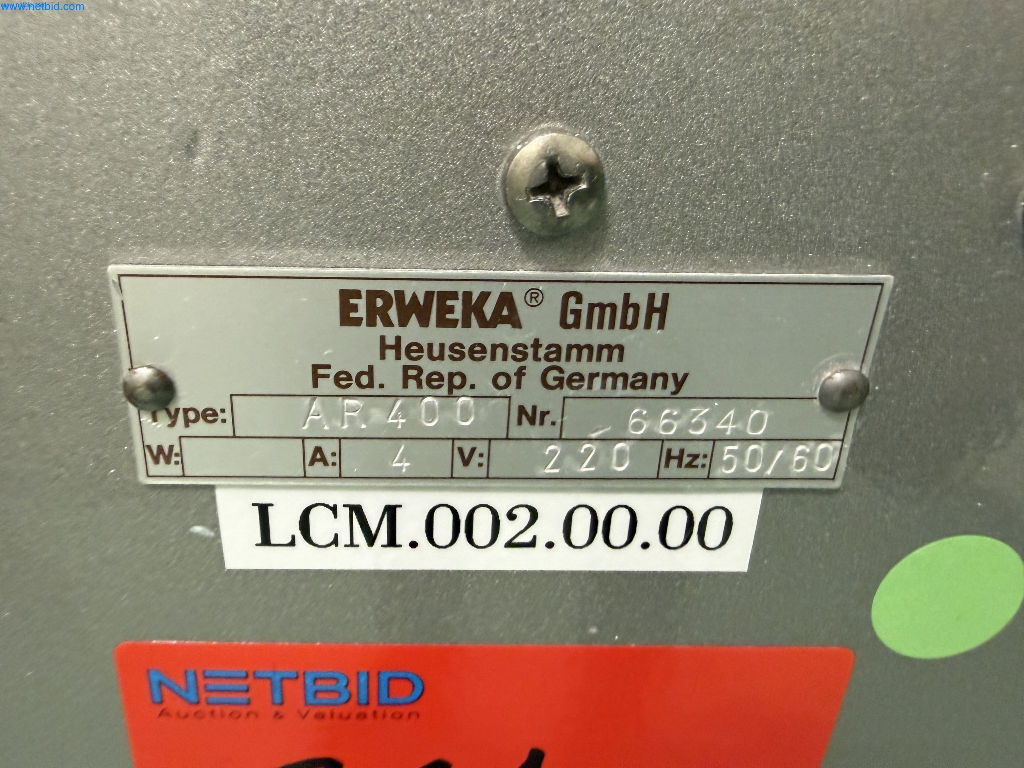 Instalações de produção e embalagem farmacêuticas / Equipamentos de laboratório e operacionais-2