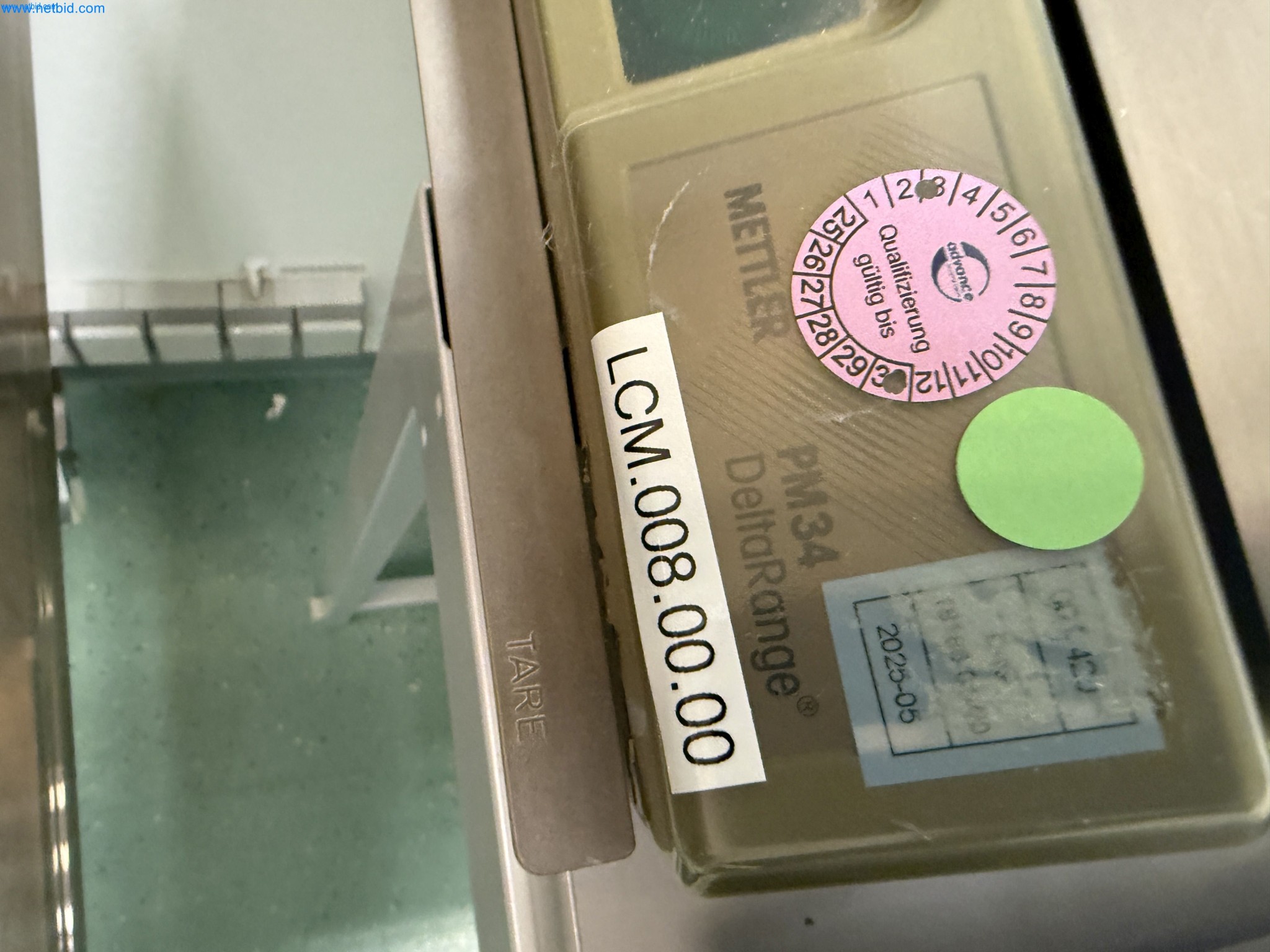 Instalações de produção e embalagem farmacêuticas / Equipamentos de laboratório e operacionais-20