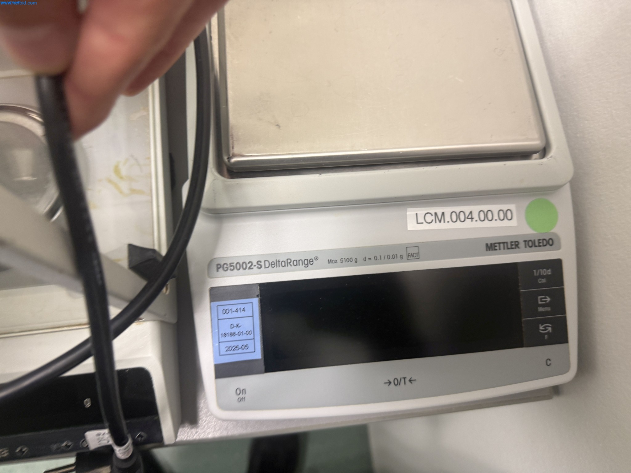 Instalações de produção e embalagem farmacêuticas / Equipamentos de laboratório e operacionais-3