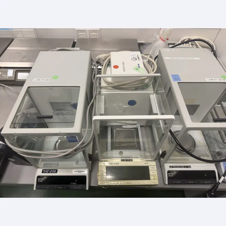 Instalações de produção e embalagem farmacêuticas / Equipamentos de laboratório e operacionais-6