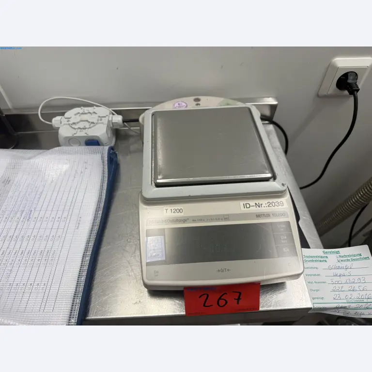 Instalações de produção e embalagem farmacêuticas / Equipamentos de laboratório e operacionais-1