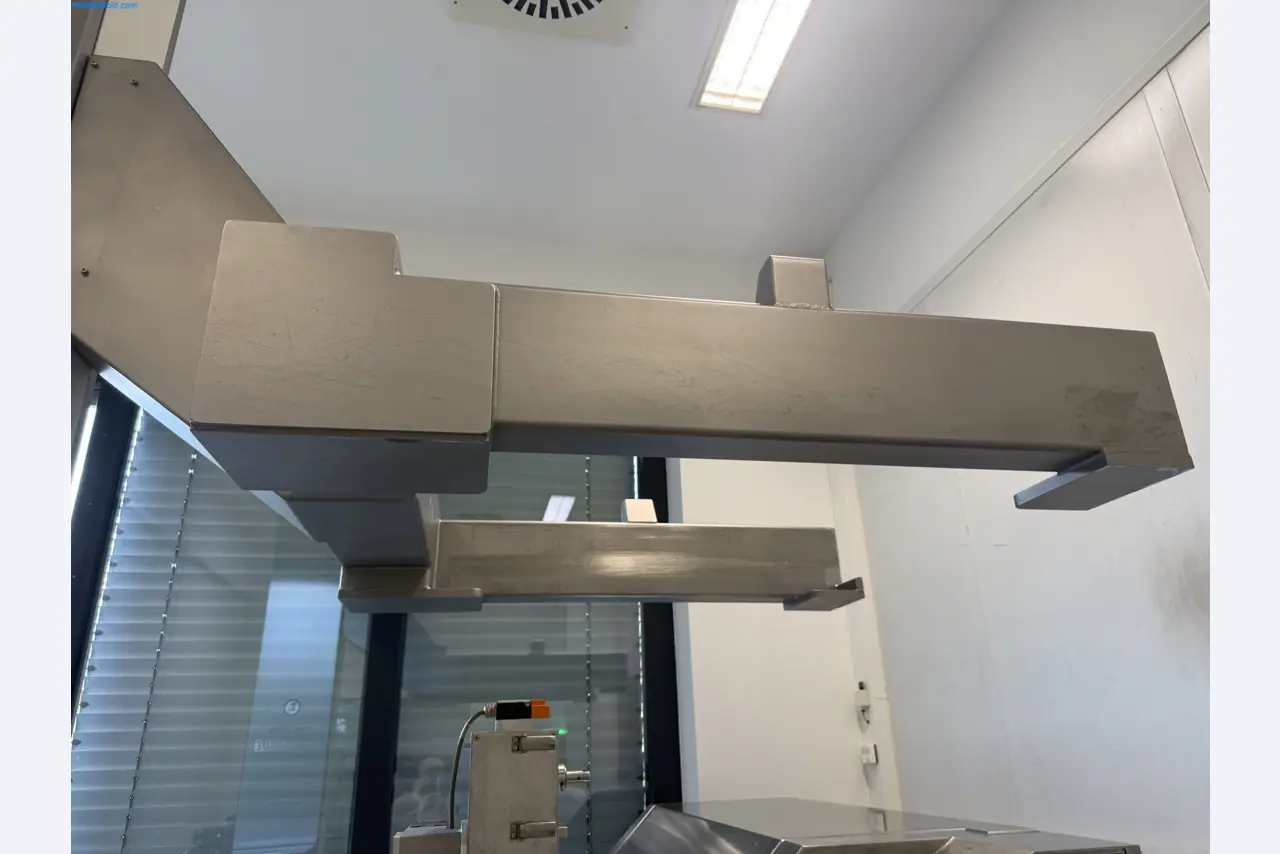 Instalações de produção e embalagem farmacêuticas / Equipamentos de laboratório e operacionais-2