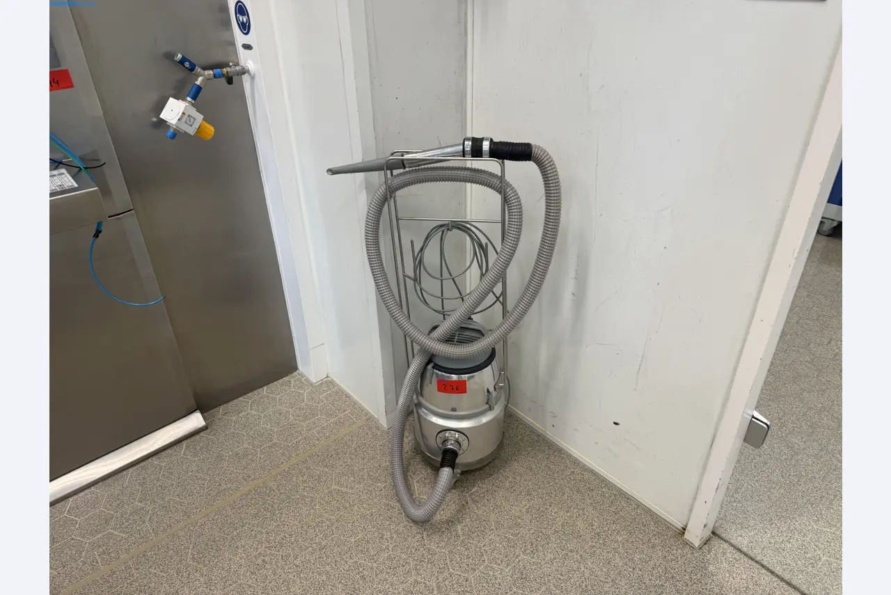 Instalações de produção e embalagem farmacêuticas / Equipamentos de laboratório e operacionais-1