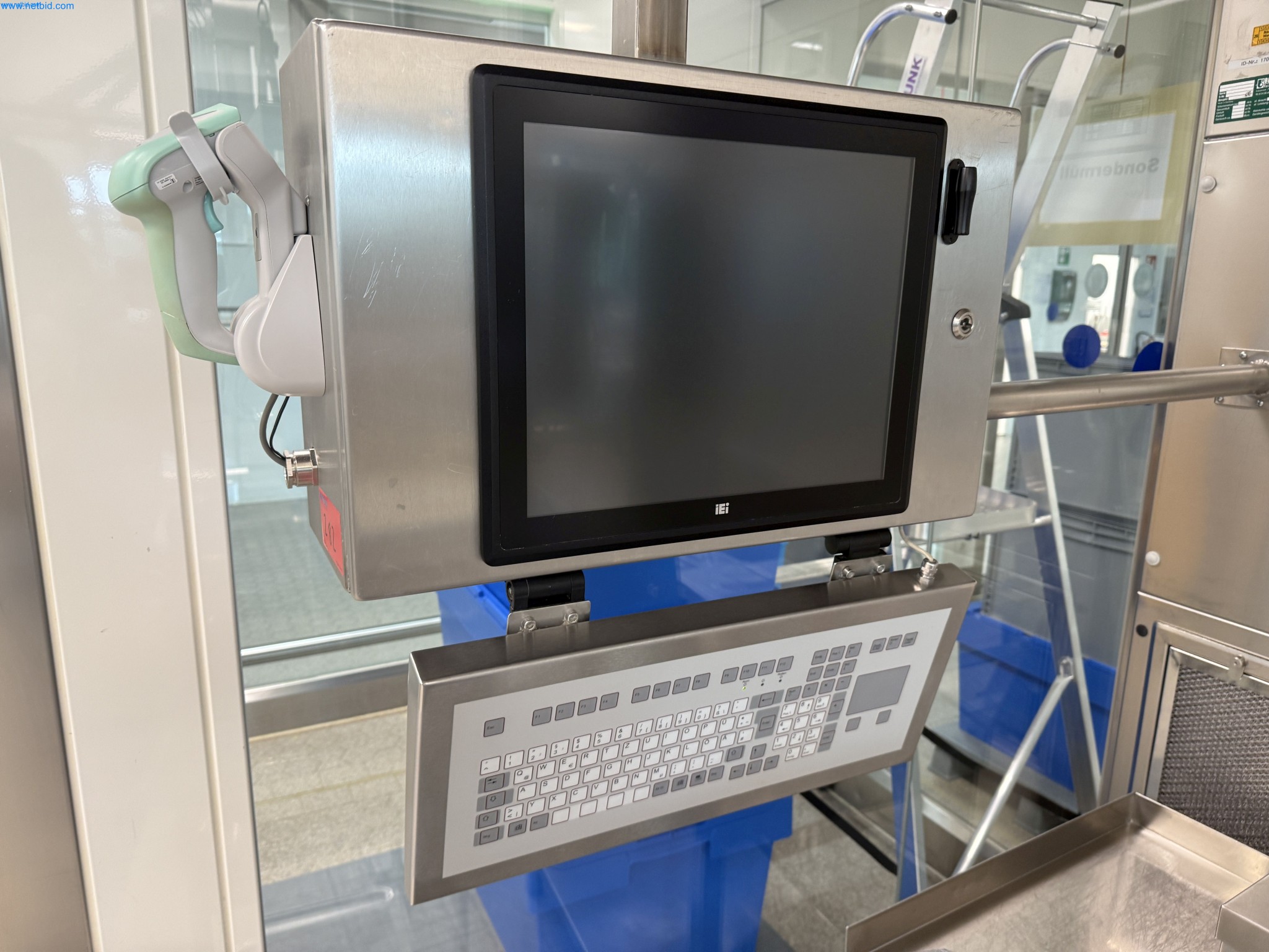 Instalações de produção e embalagem farmacêuticas / Equipamentos de laboratório e operacionais-2