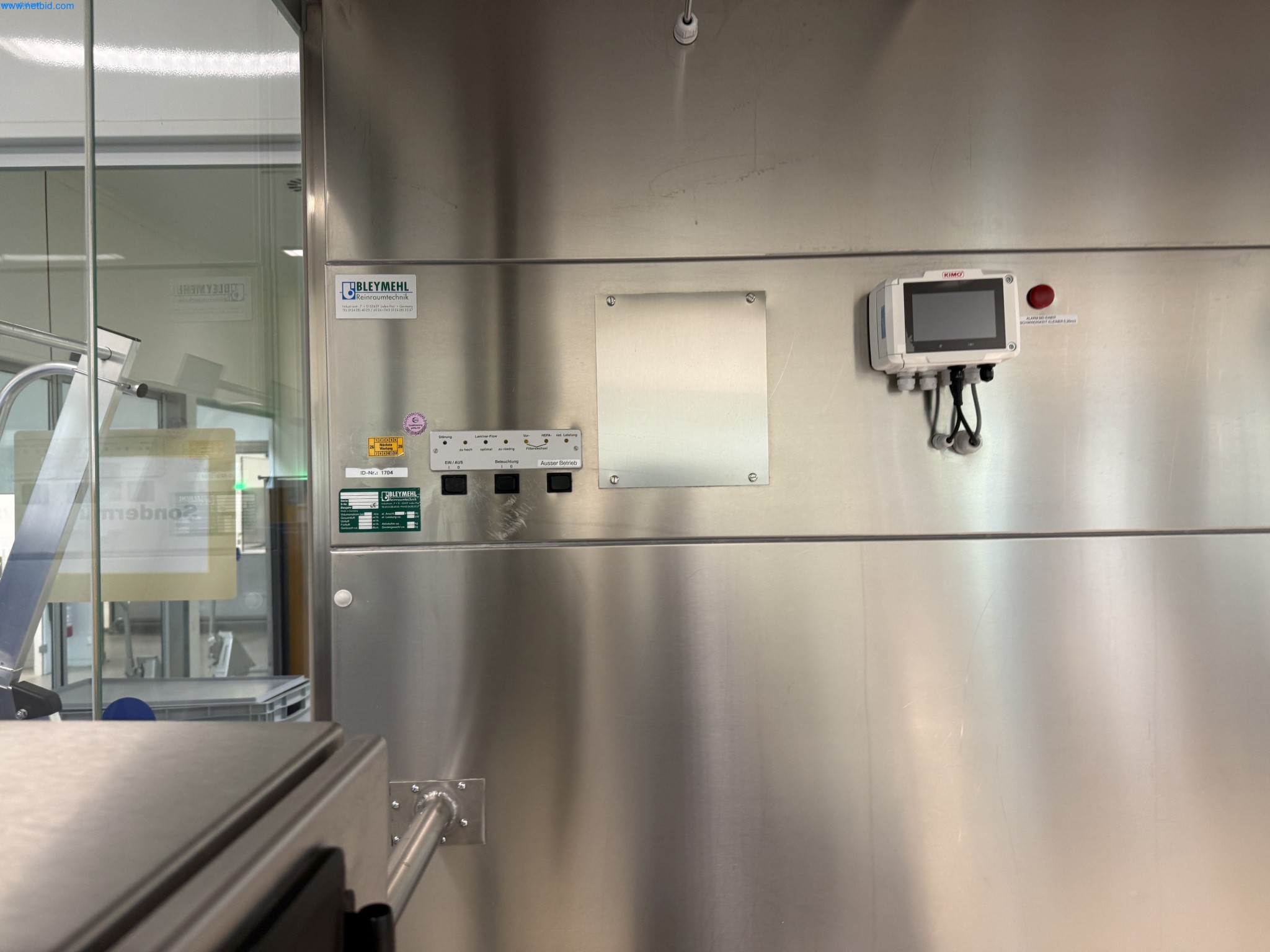 Instalações de produção e embalagem farmacêuticas / Equipamentos de laboratório e operacionais-3