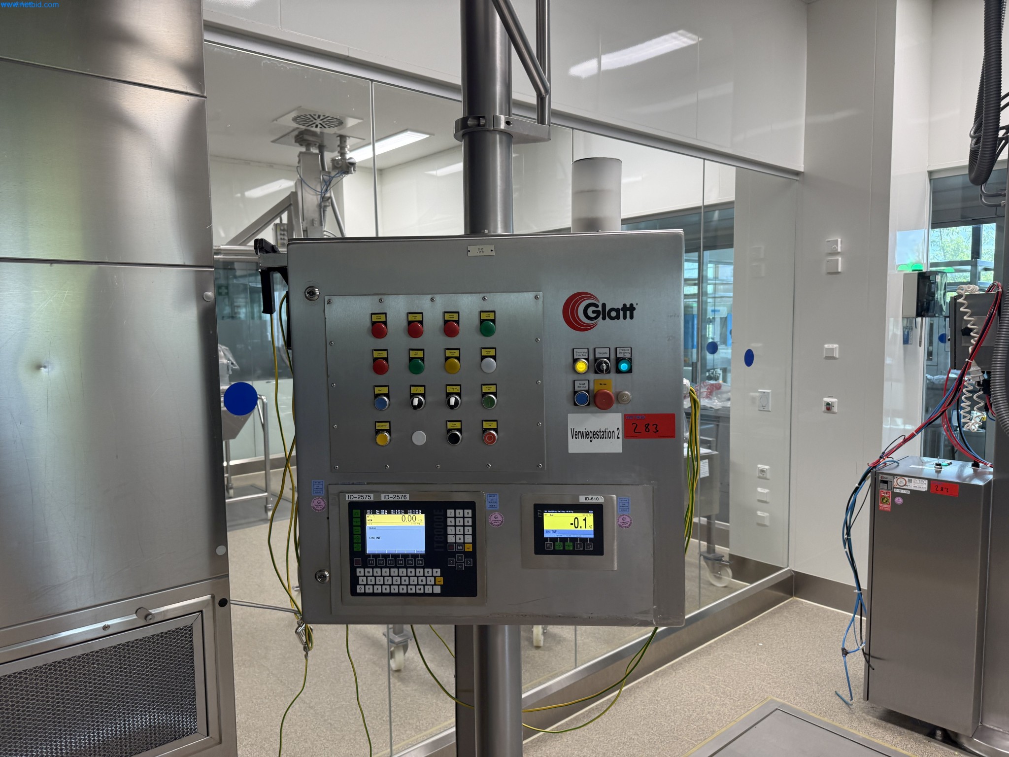 Instalações de produção e embalagem farmacêuticas / Equipamentos de laboratório e operacionais-19