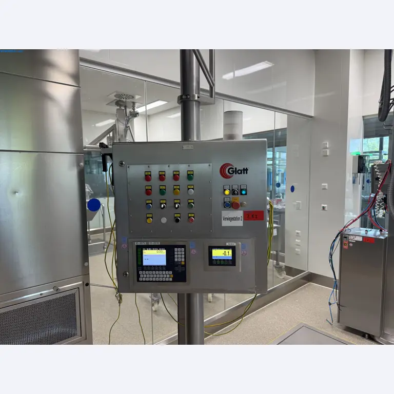 Instalações de produção e embalagem farmacêuticas / Equipamentos de laboratório e operacionais-19
