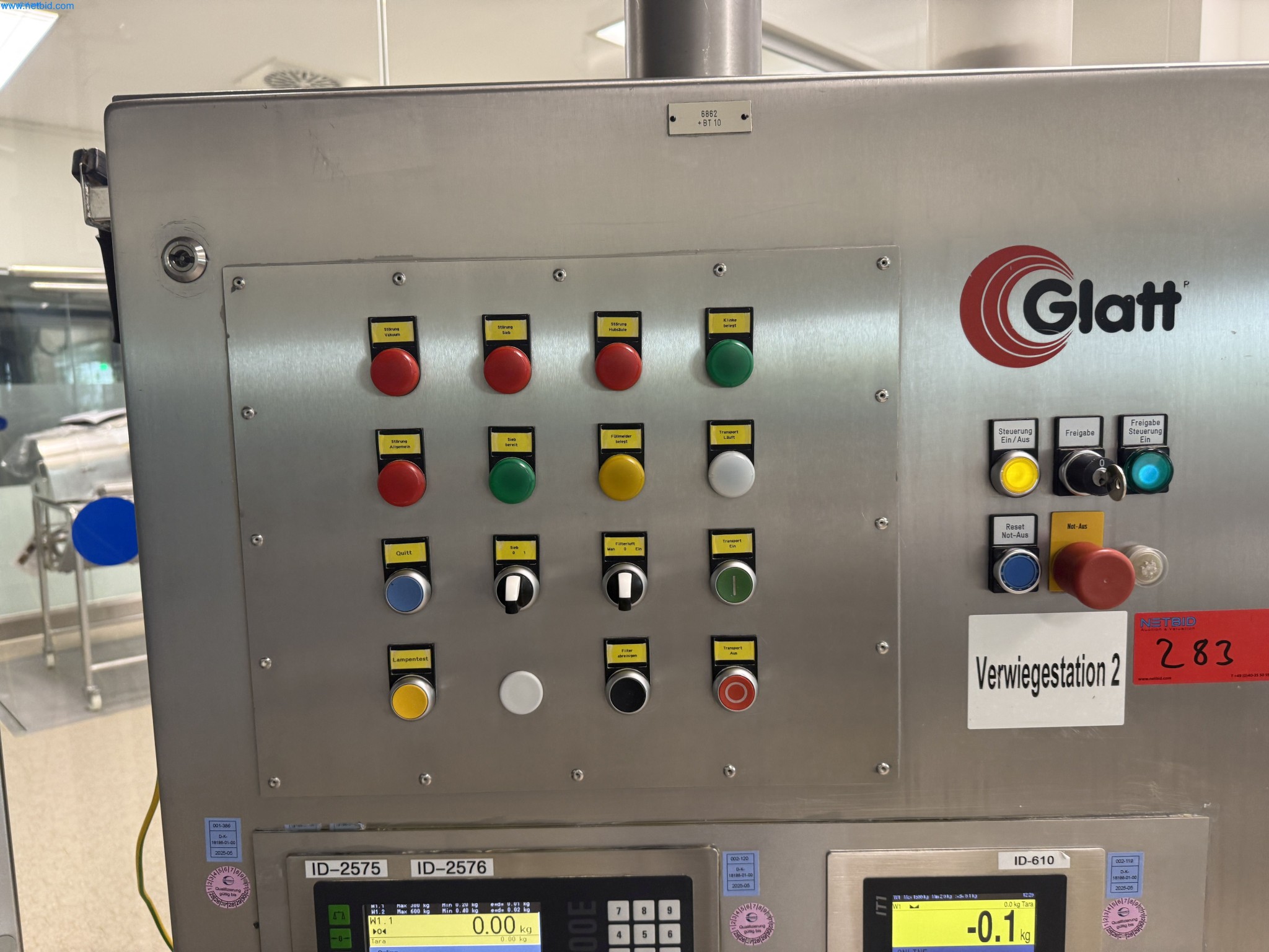 Instalações de produção e embalagem farmacêuticas / Equipamentos de laboratório e operacionais-5