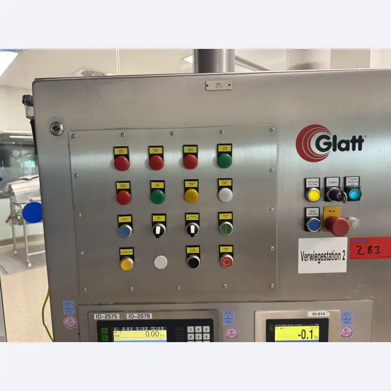 Instalações de produção e embalagem farmacêuticas / Equipamentos de laboratório e operacionais-5