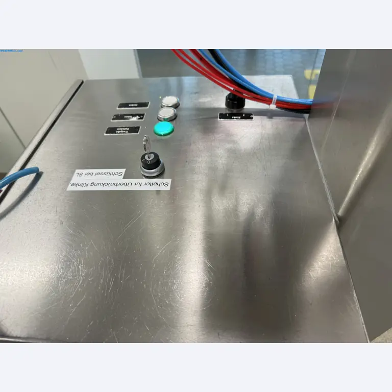 Instalações de produção e embalagem farmacêuticas / Equipamentos de laboratório e operacionais-9