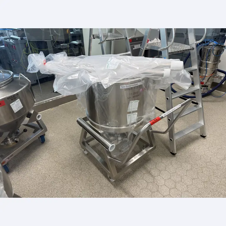 Instalações de produção e embalagem farmacêuticas / Equipamentos de laboratório e operacionais-1