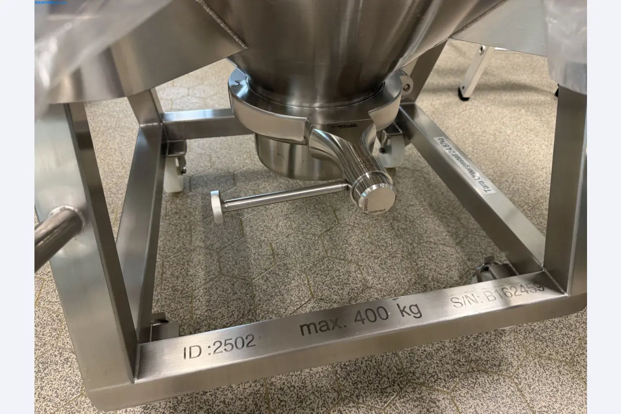 Instalações de produção e embalagem farmacêuticas / Equipamentos de laboratório e operacionais-3