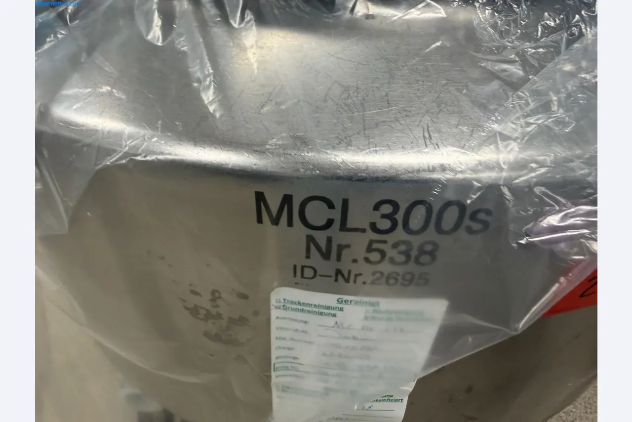 Instalações de produção e embalagem farmacêuticas / Equipamentos de laboratório e operacionais-1