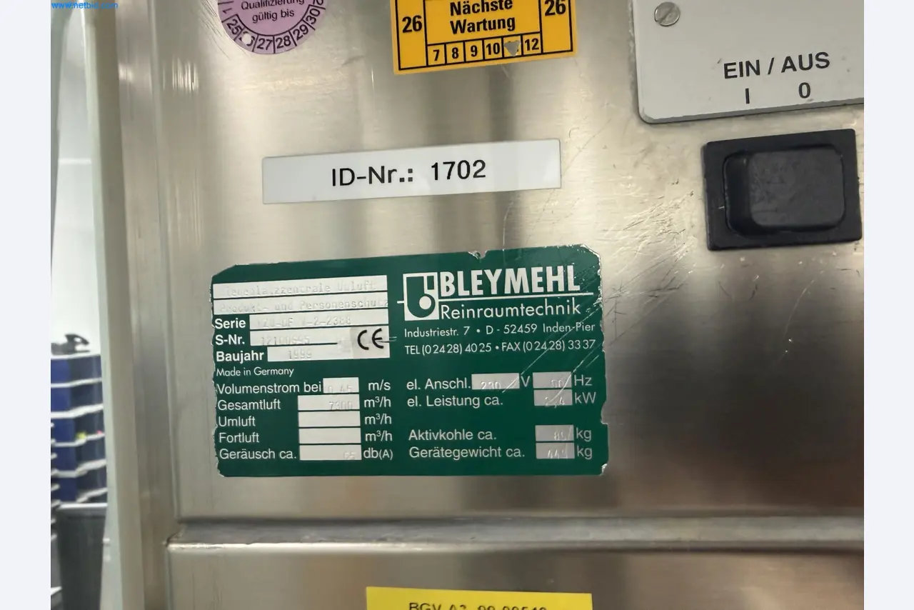Instalações de produção e embalagem farmacêuticas / Equipamentos de laboratório e operacionais-4