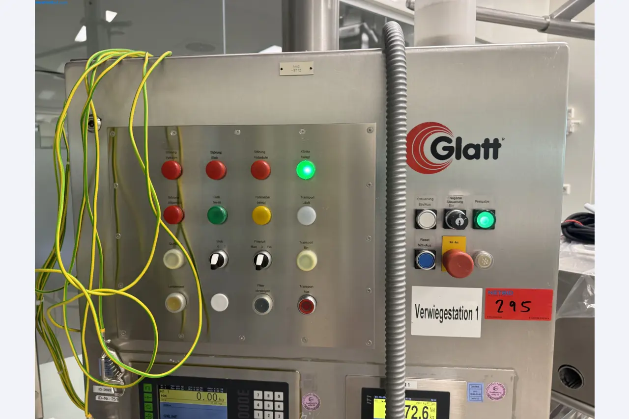 Instalações de produção e embalagem farmacêuticas / Equipamentos de laboratório e operacionais-3